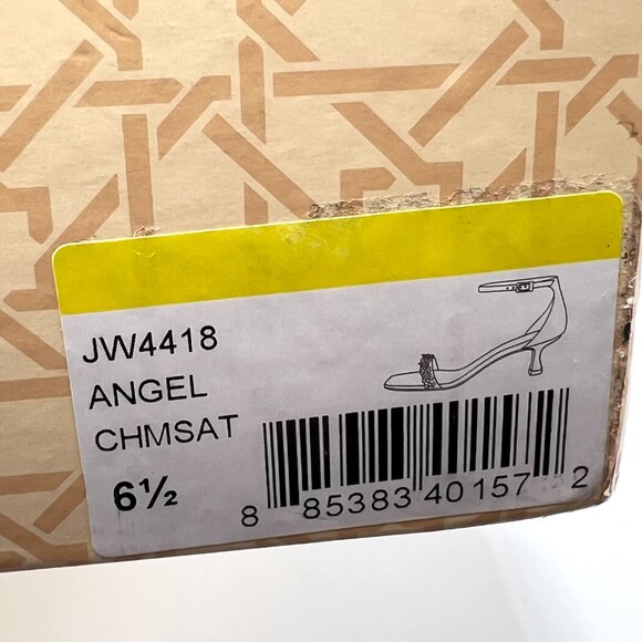 Jewel Badgley Mischka‎ Size 6.5 Champagne Satin Dress Sandals Kitten Heels Shoes - Picture 14 of 14